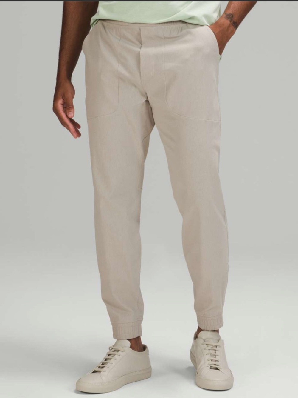 Lululemon ABC Jogger 30" *Ventlight™
Raw Linen